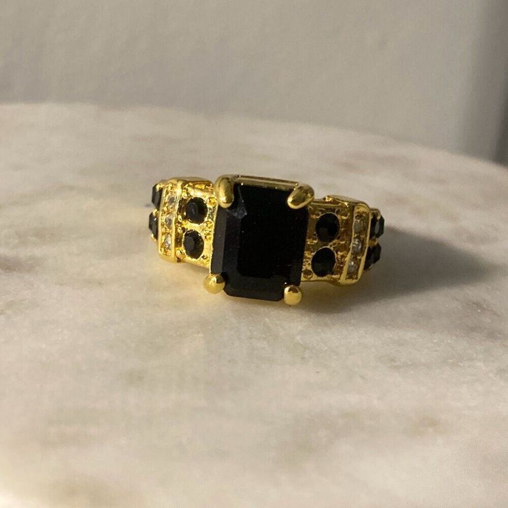 Black gold cz fashion ring 8